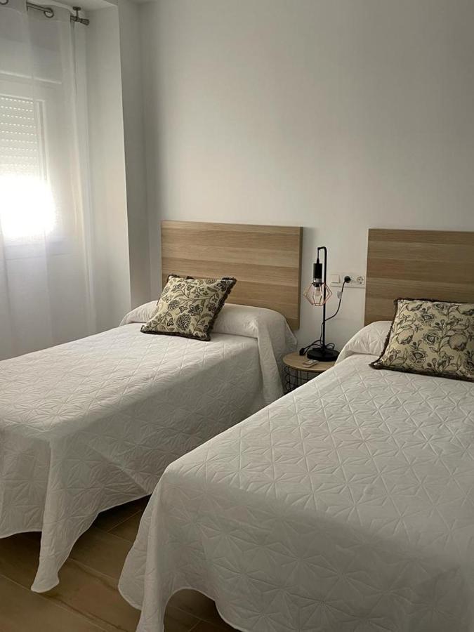 Apartamentos La Hormiga Deluxe Адра Экстерьер фото